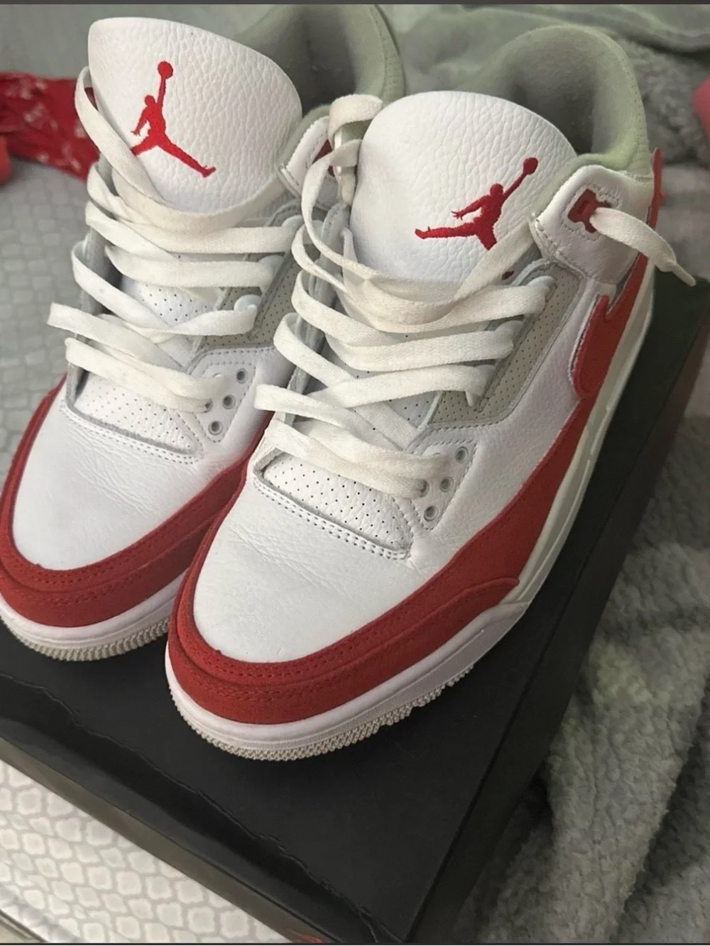 Jordan 3 TINKER WHITE AND RED SIZE 11 MENS